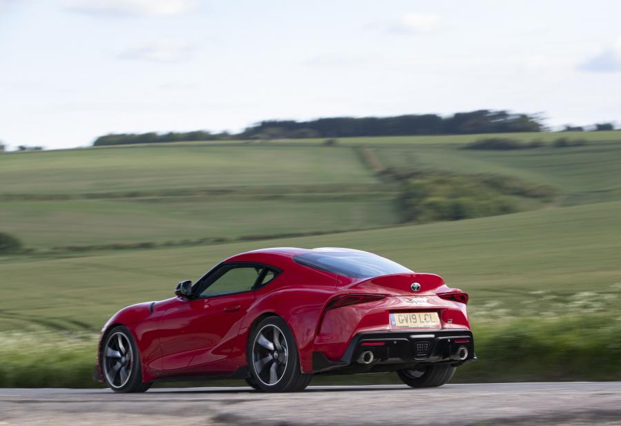  Toyota GR Supra (A90) 2019 года  (UK) (фото 8 из 91)
